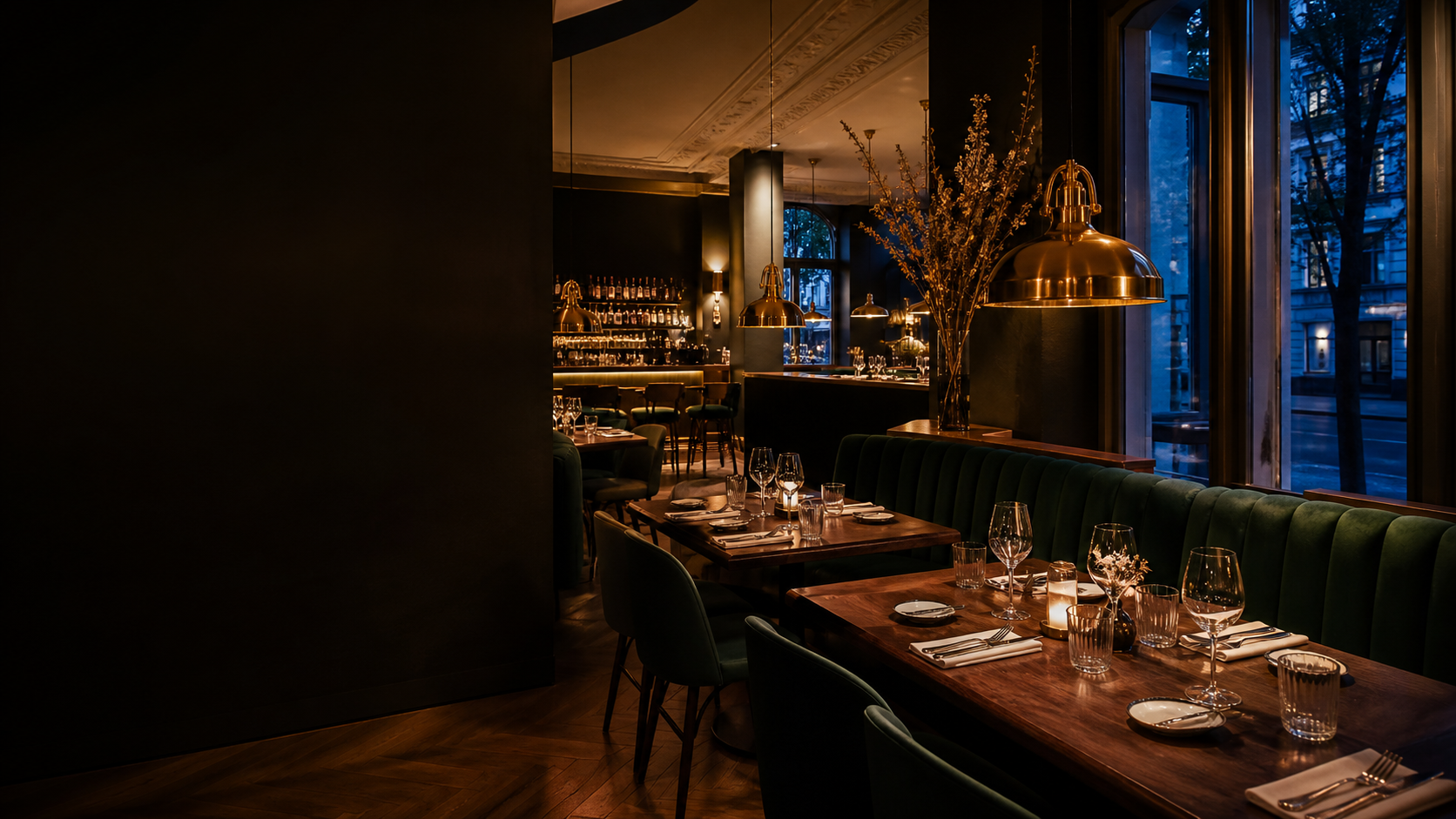 Bar und Restaurant der Nachtkrone